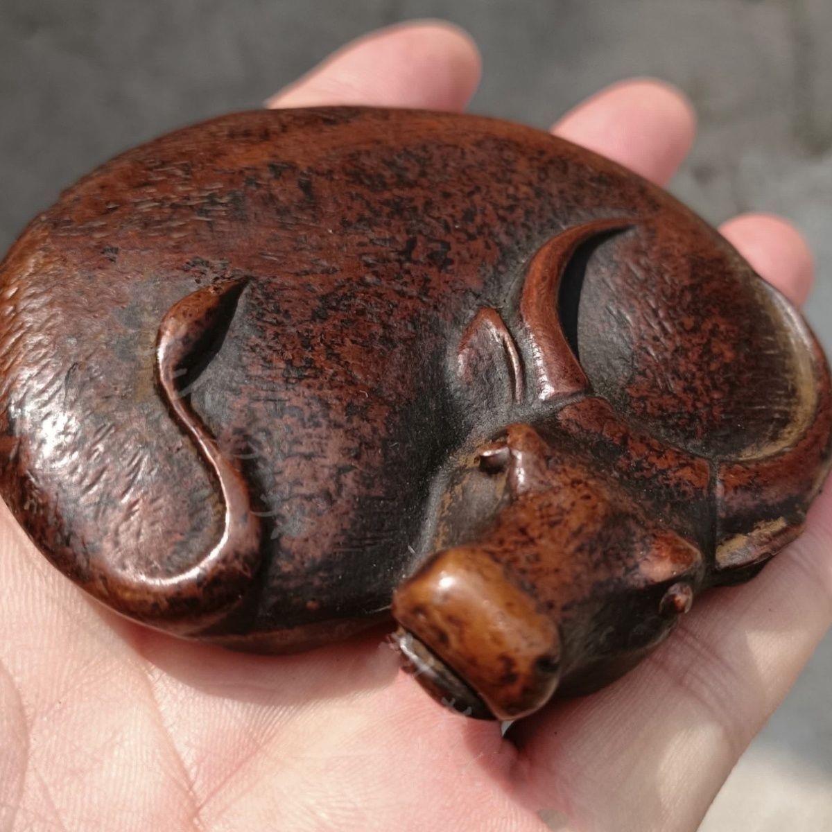 铜器实心扭转乾坤俯牛摆件手把件镇纸压纸把玩茶宠