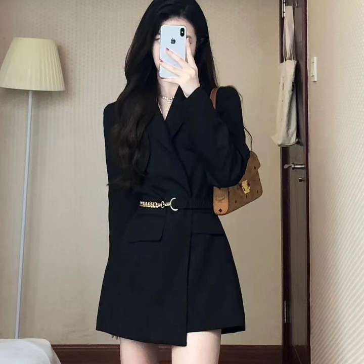 黑色西装外套女2025秋季新款冷淡系高级感炸街气质女神范小西服