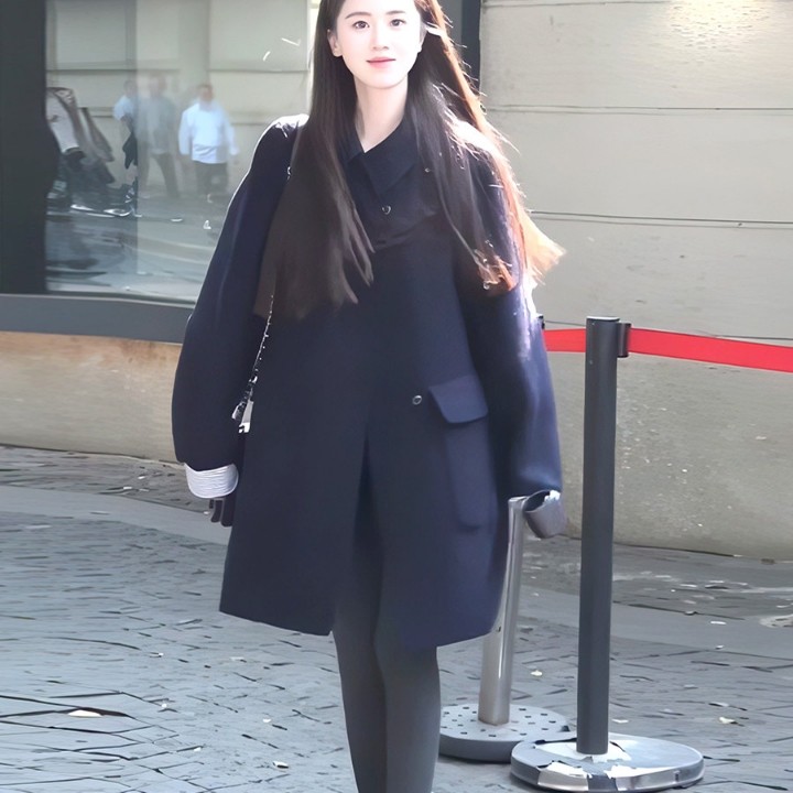 都市感英伦风藏青色翻领呢子大衣女冬季新款中长款百搭减龄外套潮