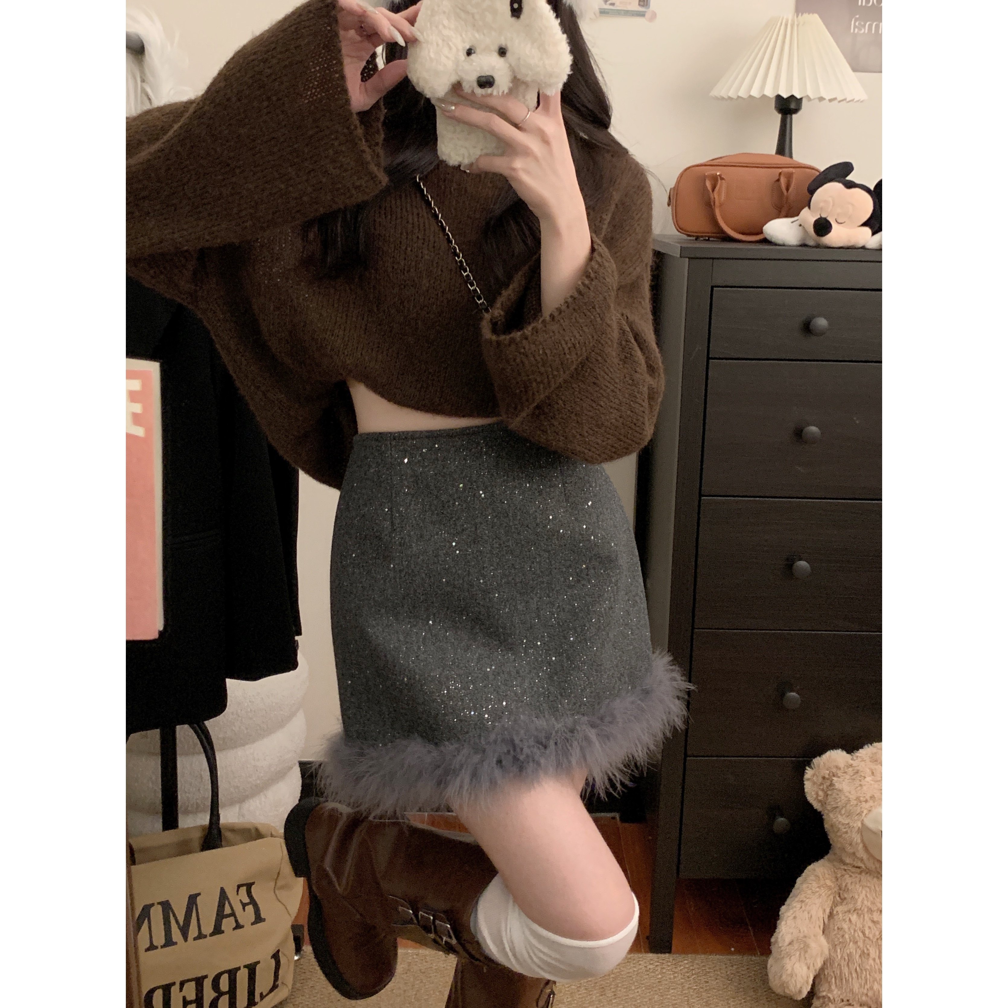 实拍秋冬新款小香风细闪半身裙百搭高腰显瘦包臀A字裙精致小短裙