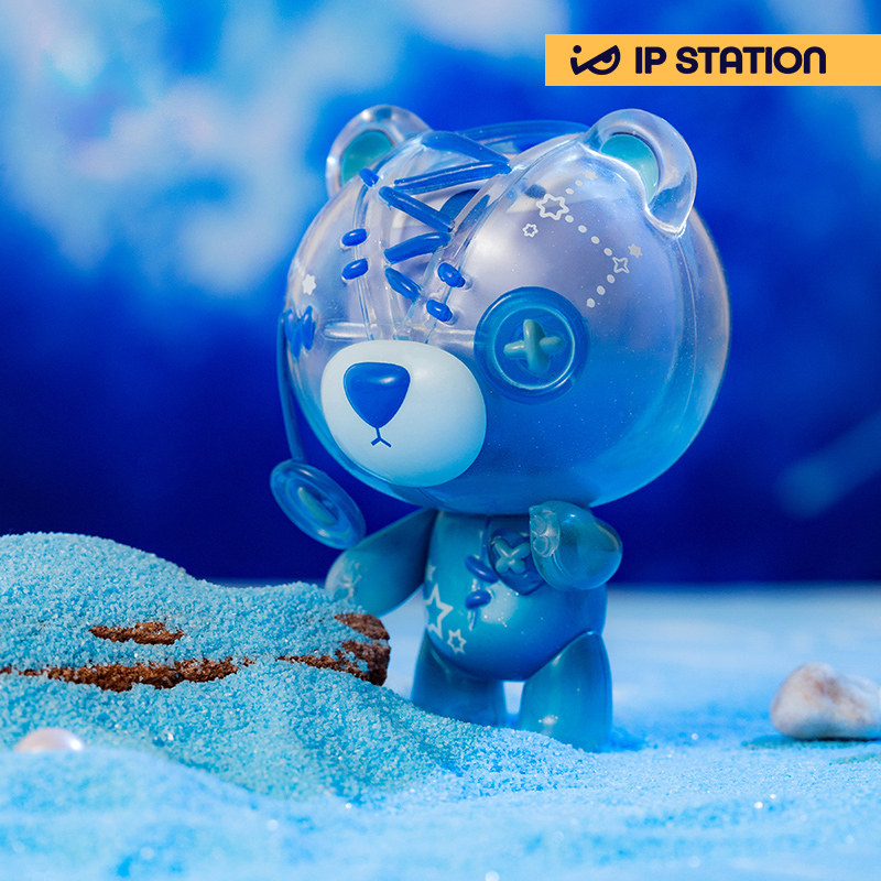 ip小站撕裂熊手心里的小宇宙系列盲盒潮玩摆件手办毕业季生日礼物