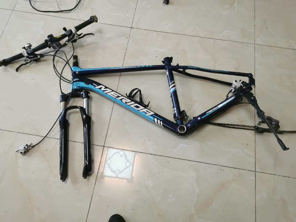 美利达公爵600车架及配件需要哪里就拆哪里不同配件不同价