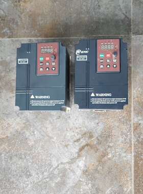 易能变频器EDS1000-2S0015CJ.1.5KW/22
