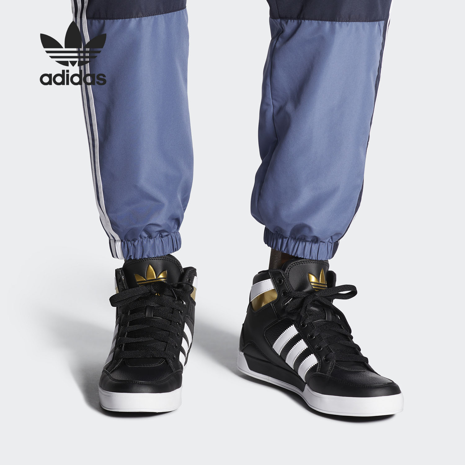 休闲鞋Adidas/阿迪达斯