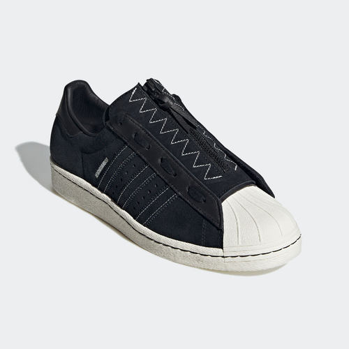 板鞋低帮（帮高小于10cm)