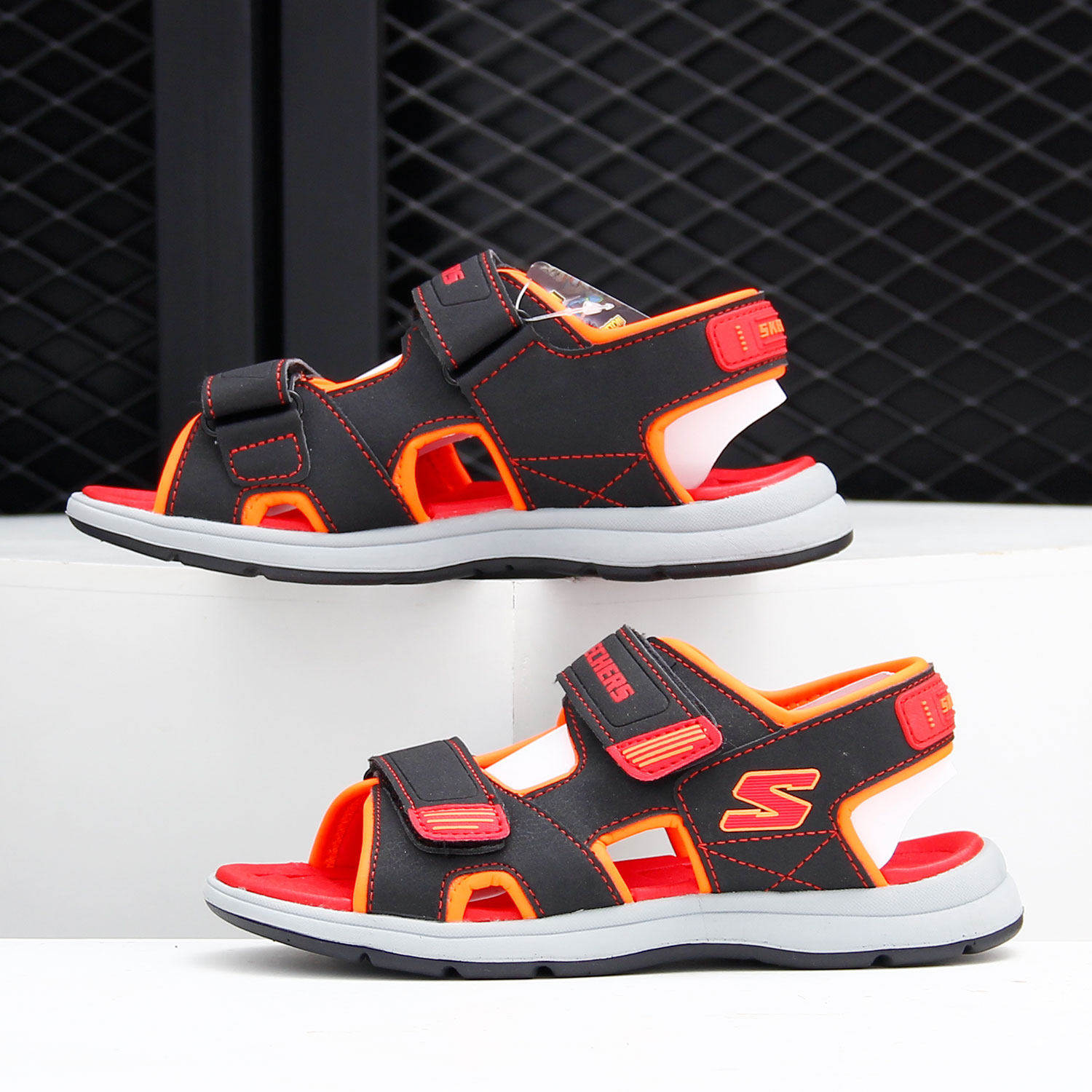 斯凯奇大童正品凉鞋断码特价97125L-BKRD