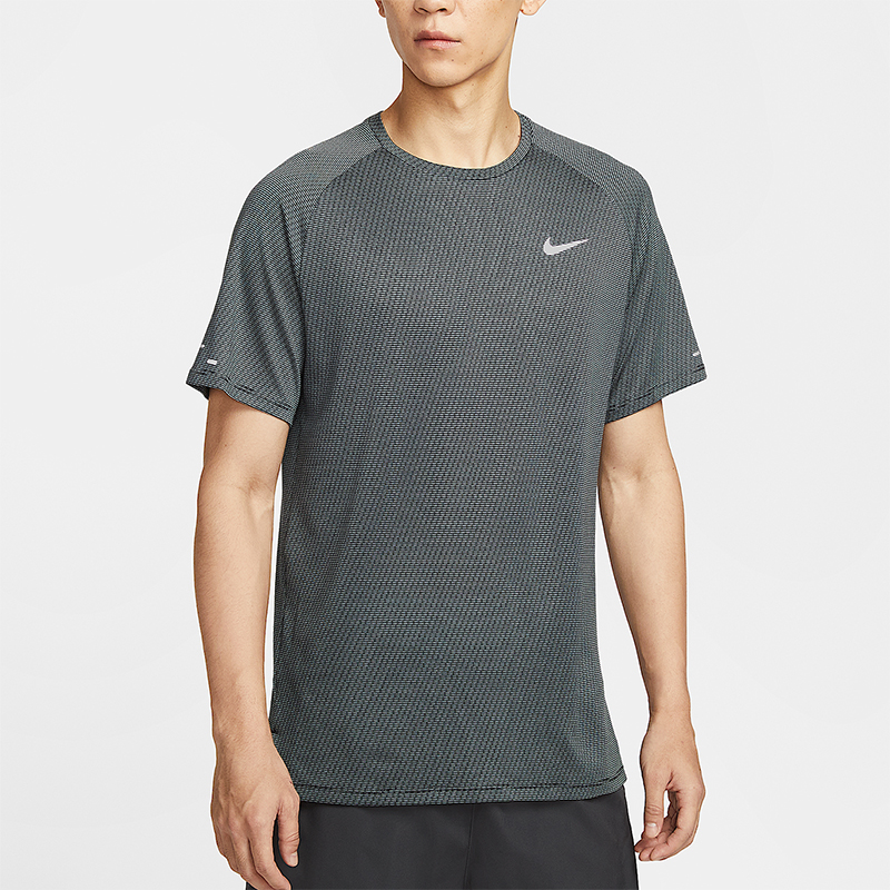 Nike/耐克正品Dri-FIT男士套头跑步针织透气运动短袖HV2208-010