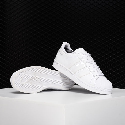 Adidas/阿迪达斯正品春季新款小白鞋三叶草贝壳头春夏板鞋S85139