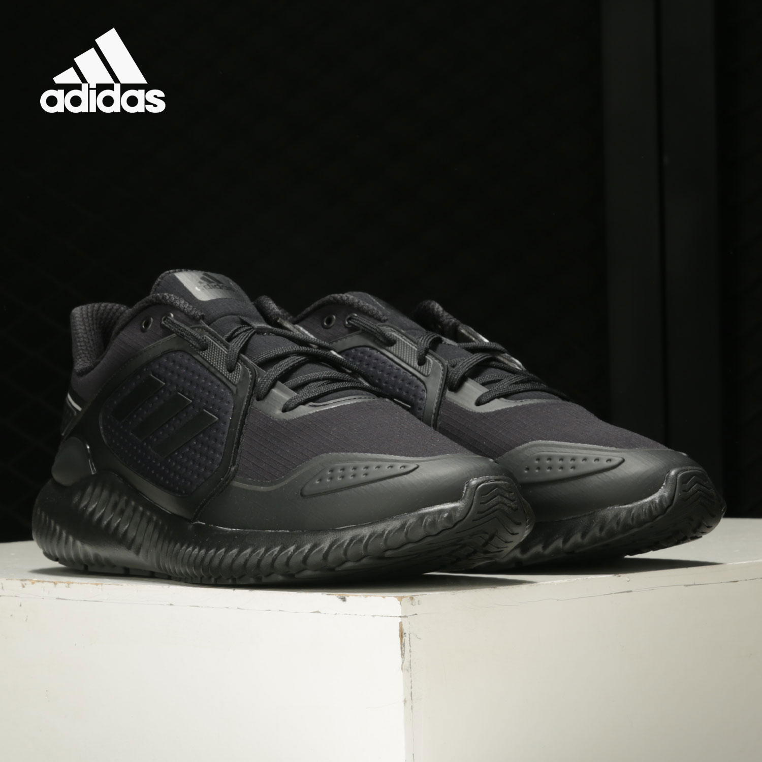 Adidas/阿迪达斯冬季跑步鞋