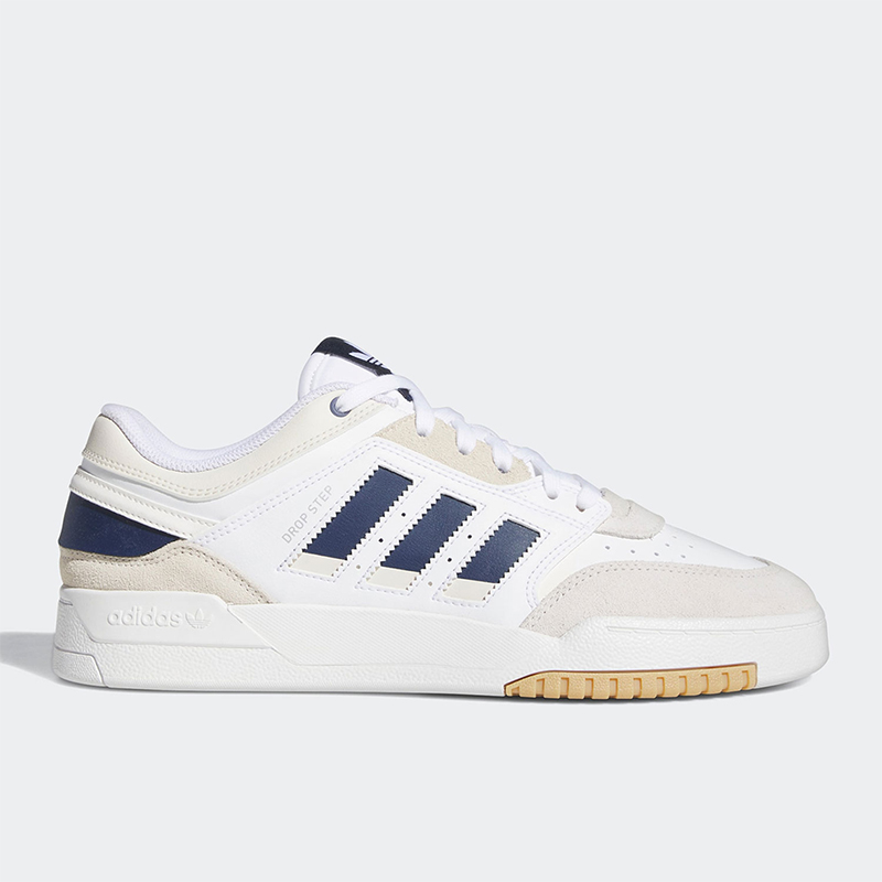 阿迪达斯男女耐磨运动板鞋