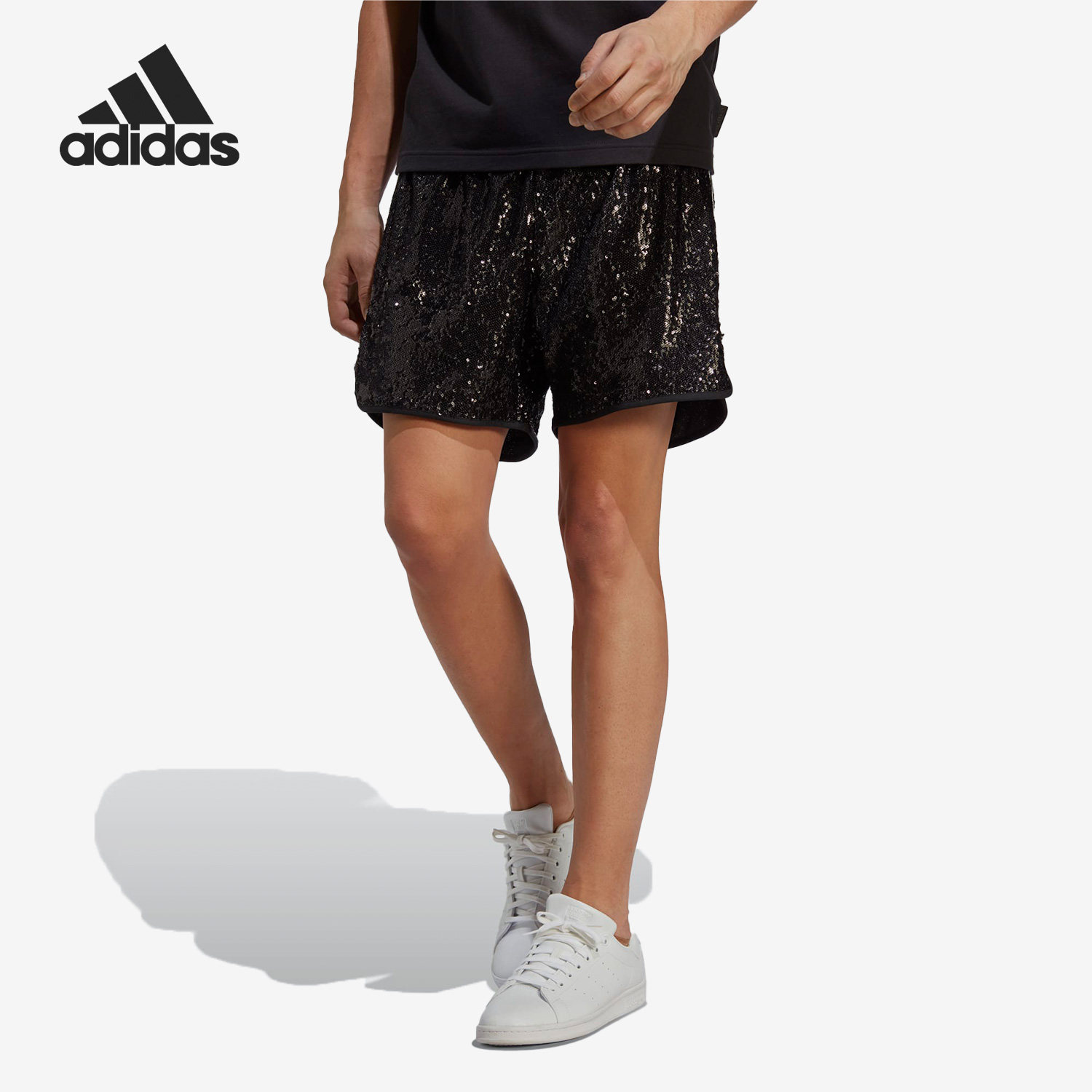 Adidas/阿迪达斯官方正品三叶草男士运动时尚潮流透气短裤IA2472