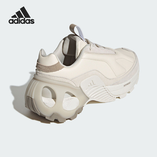 男女时尚 Adidas 阿迪达斯正品 新款 JQ7470 低帮简约厚底跑步鞋