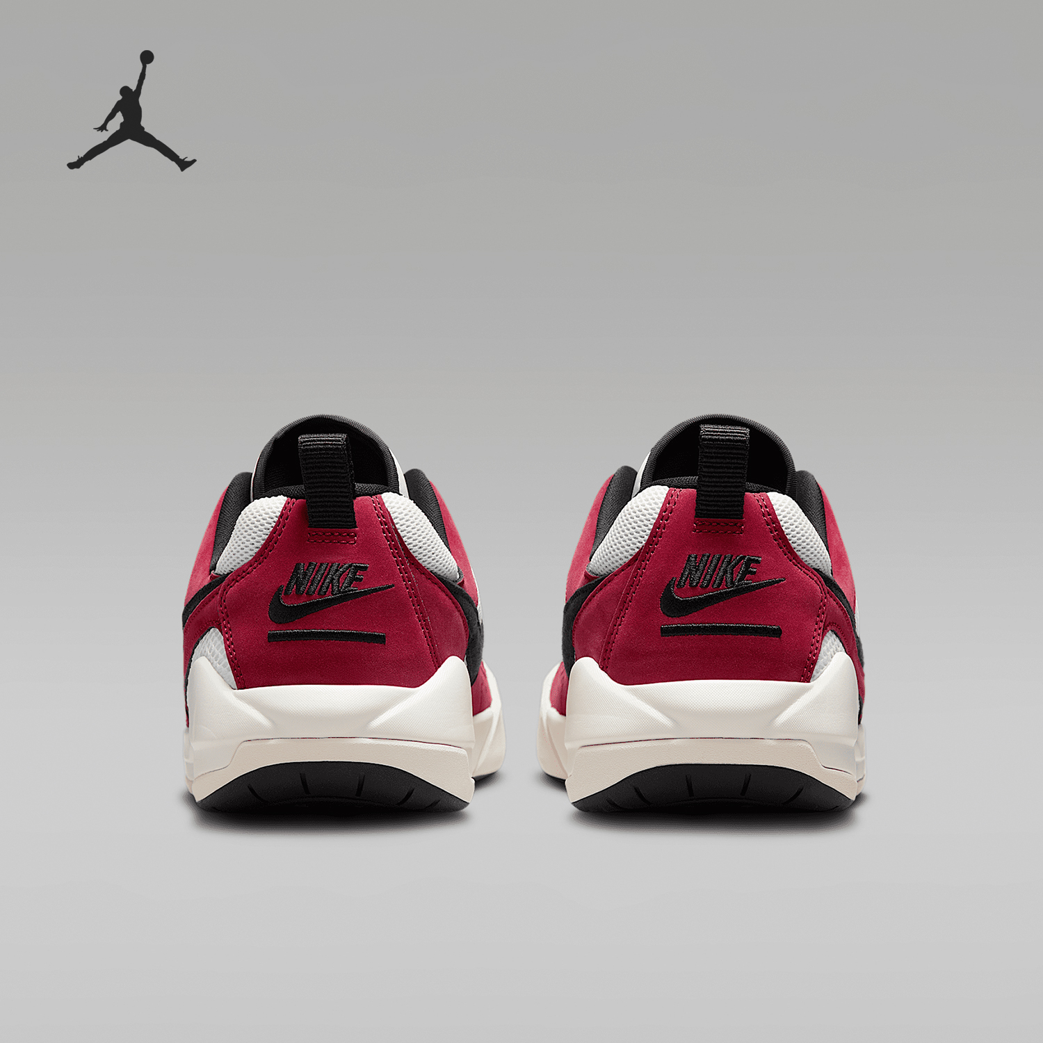 耐克男士透气耐磨训练网面运动鞋