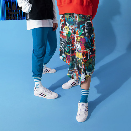 车缝线系带板鞋Adidas阿迪达板鞋