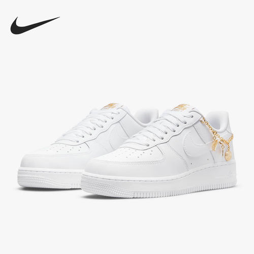 耐克休闲女子低帮运动鞋