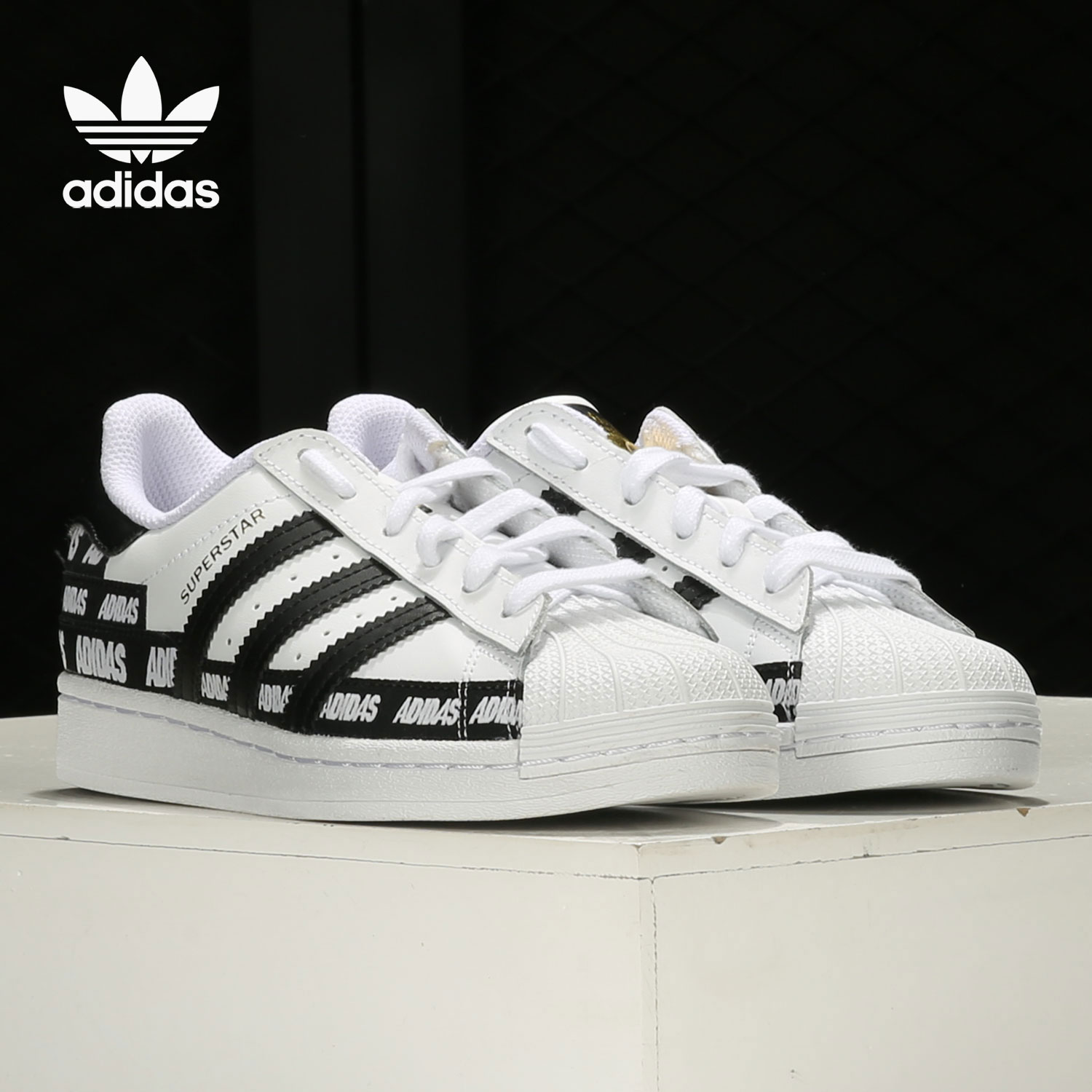 Adidas/阿迪达斯运动鞋