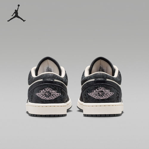 Nike/耐克女士运动篮球鞋