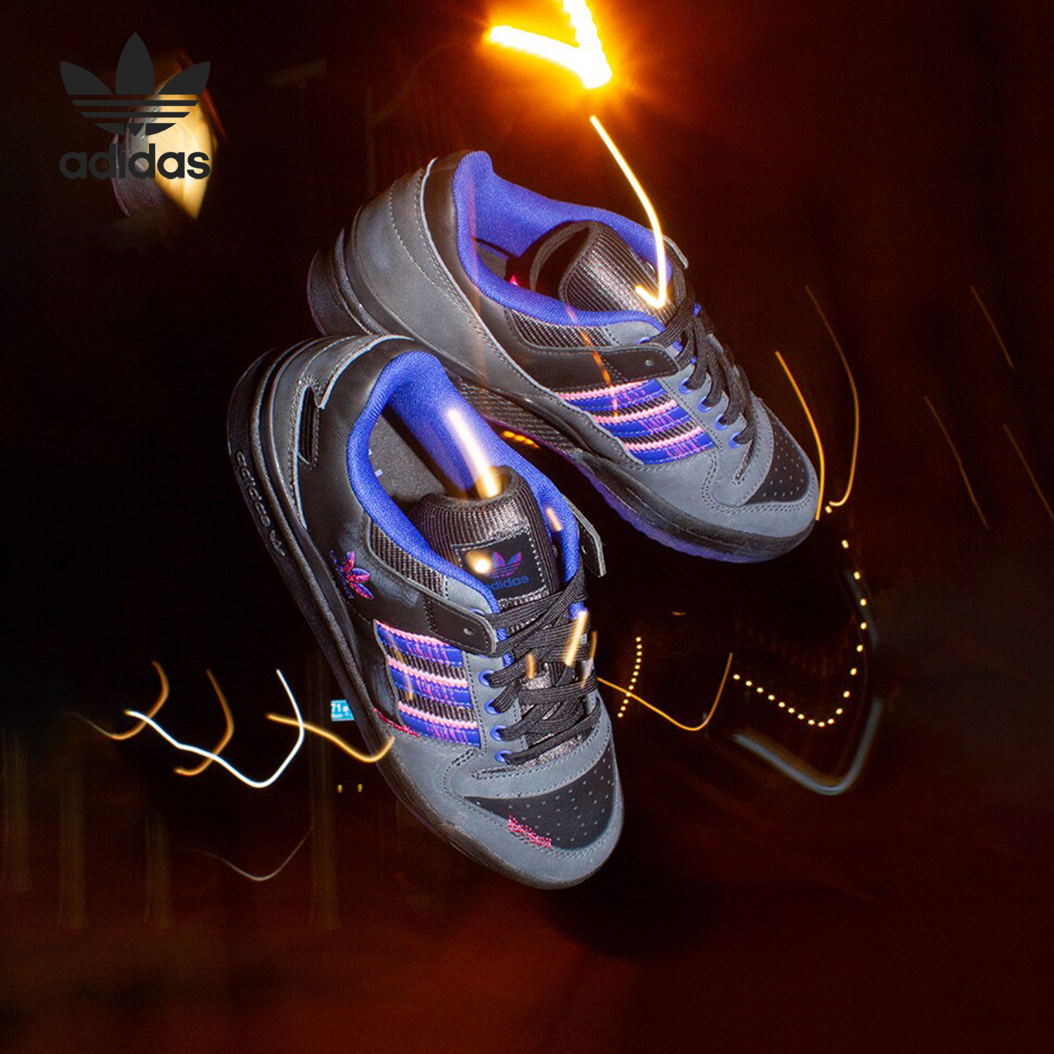 休闲板鞋Adidas/阿迪达斯耐磨