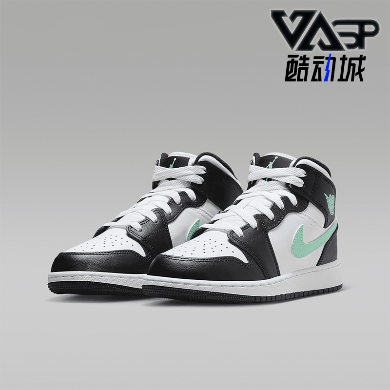 耐克经典大童运动篮球鞋
