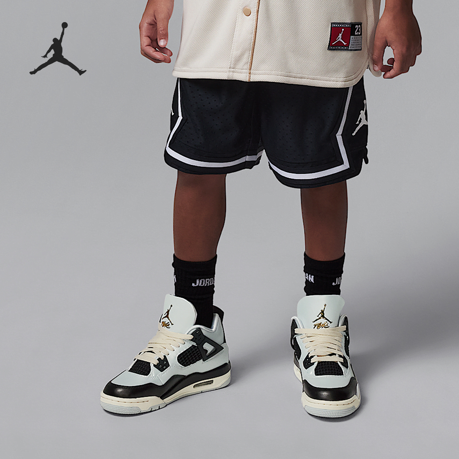 耐克大童气垫透气耐磨篮球鞋