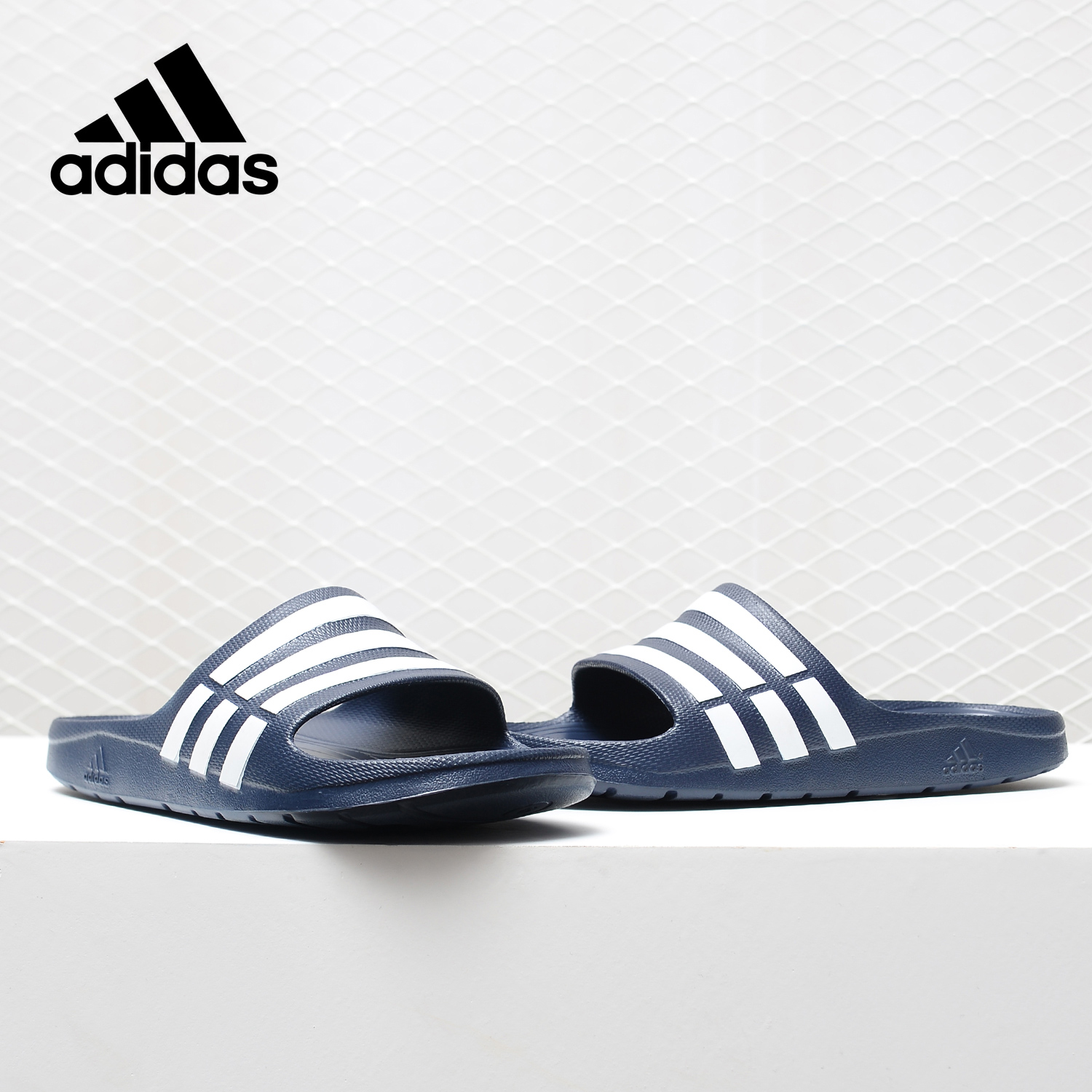 Adidas/阿迪达斯户外轻便拖鞋