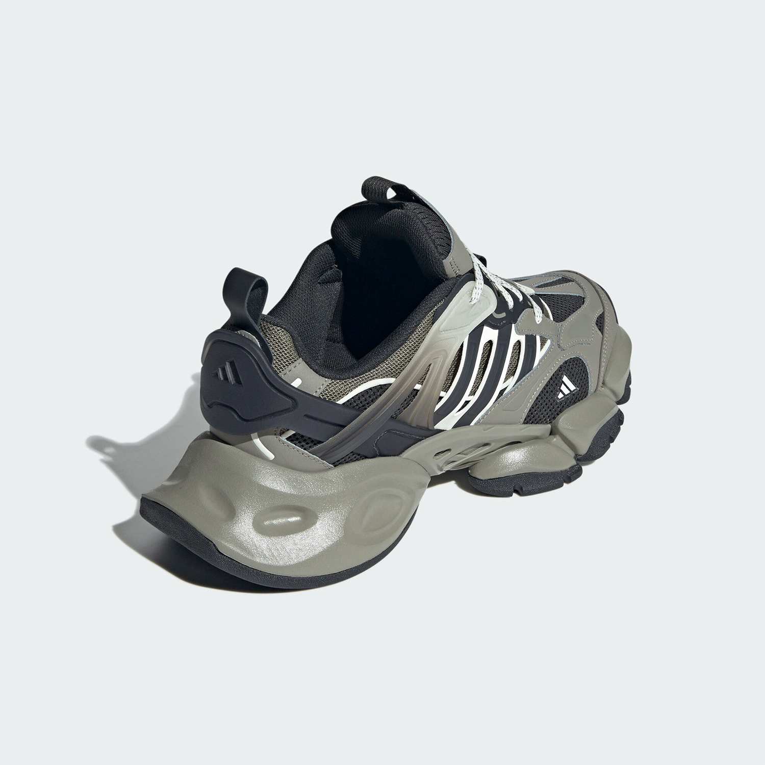 缓震系带Adidas阿迪达运动休闲鞋