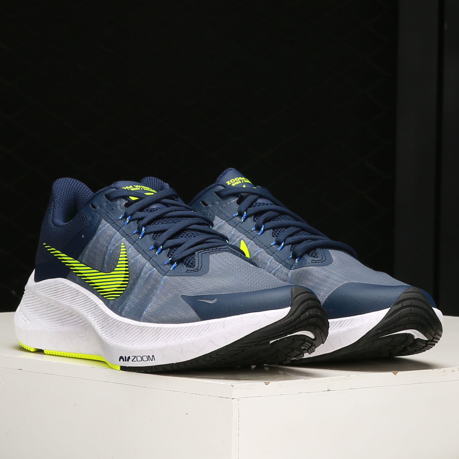 耐克男女飞线泡棉运动跑步鞋