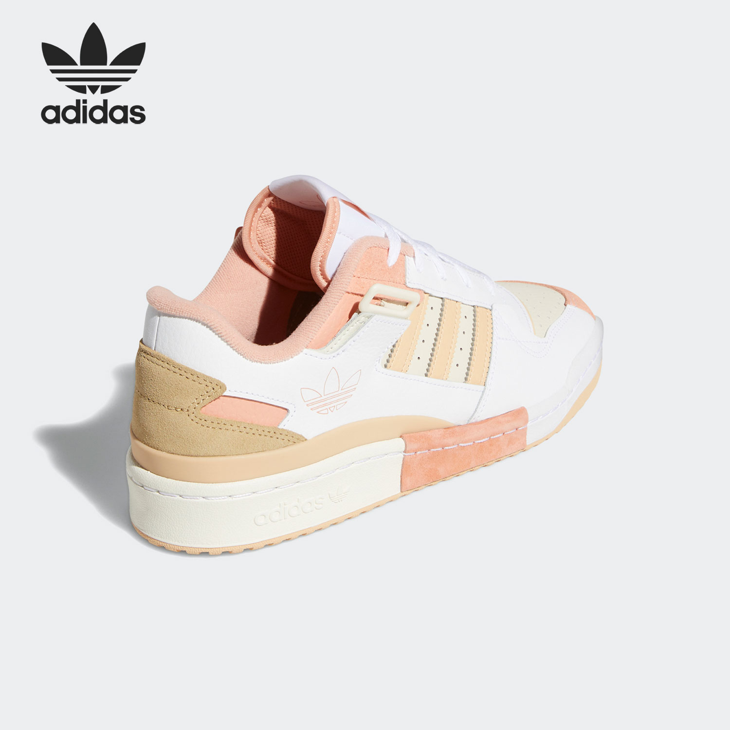 板鞋低帮（帮高小于10cm)