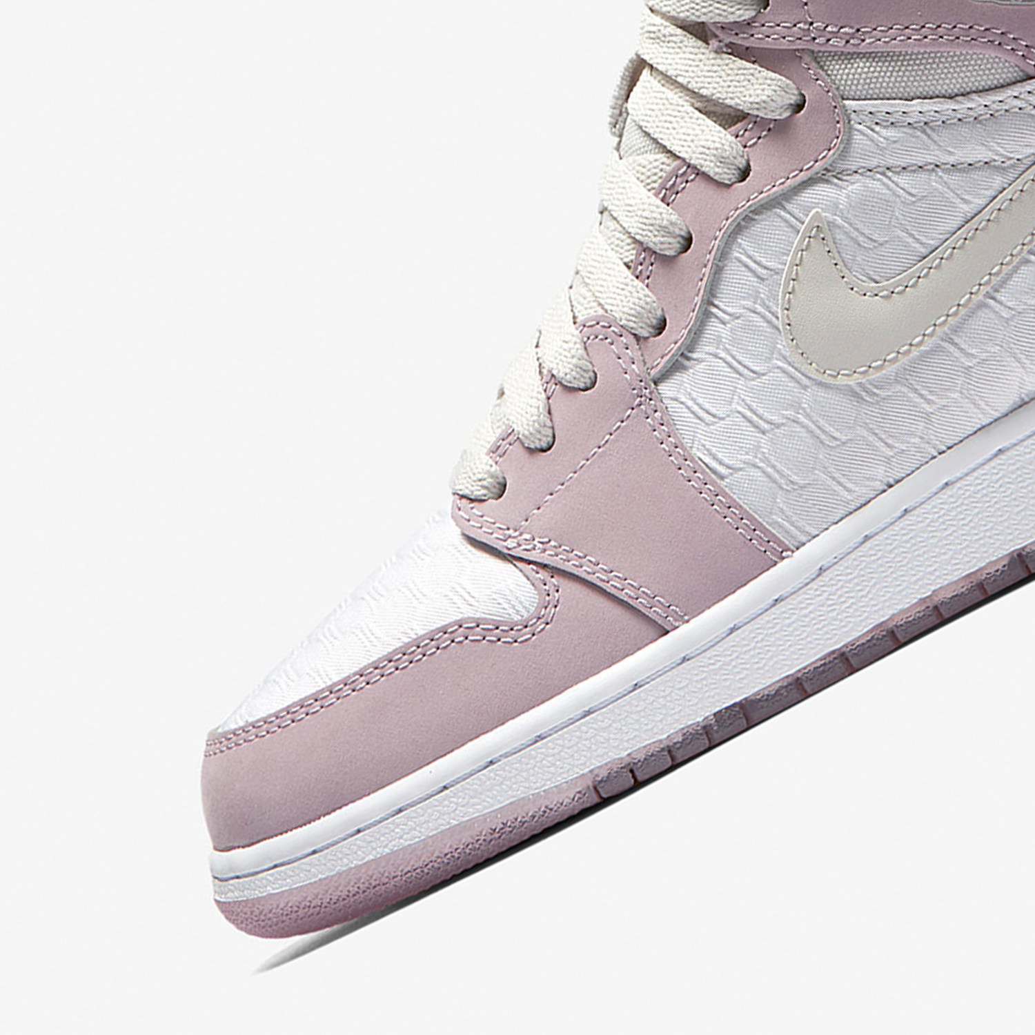 Nike/耐克正品JORDAN女士高帮拼色复古系带篮球鞋832596-025