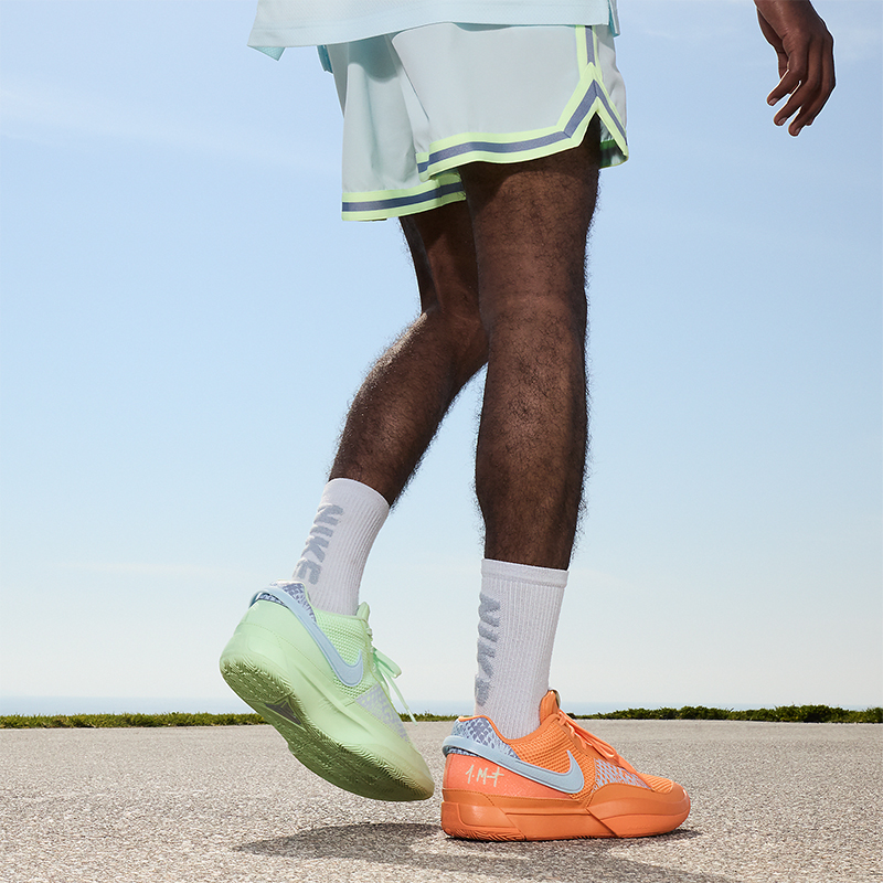 耐克男士运动低帮实战篮球鞋