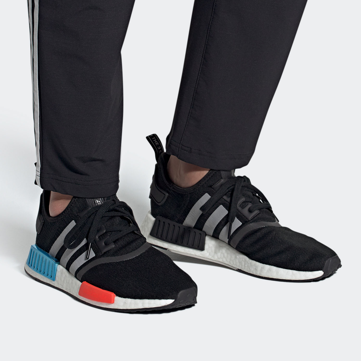 阿迪达斯NMD_R1男女经典运动鞋