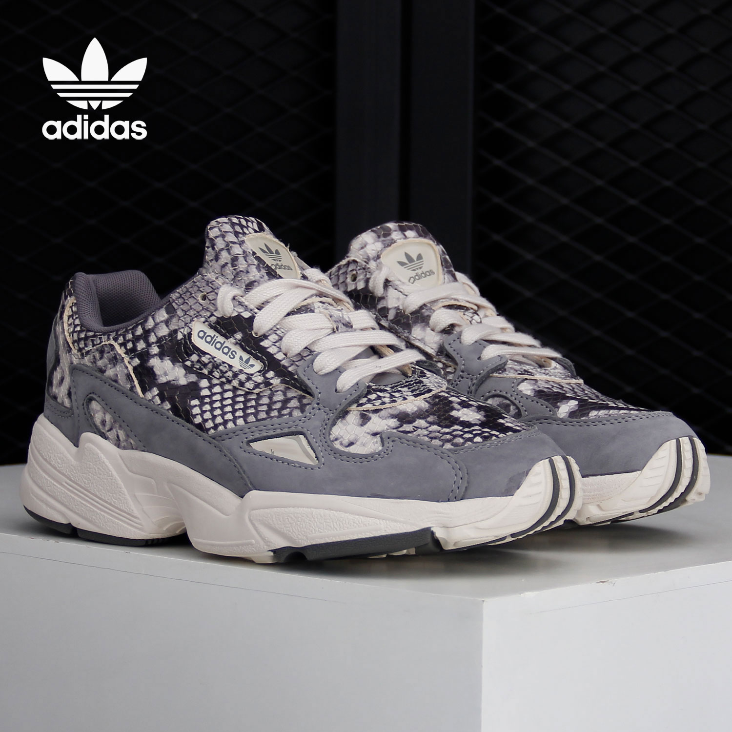 Adidas/阿迪达斯正品当季新款男子三叶草透气休闲运动鞋EH0192,运动鞋new,运动休闲鞋,淘宝优惠券,粉丝福利购,淘宝优惠卷