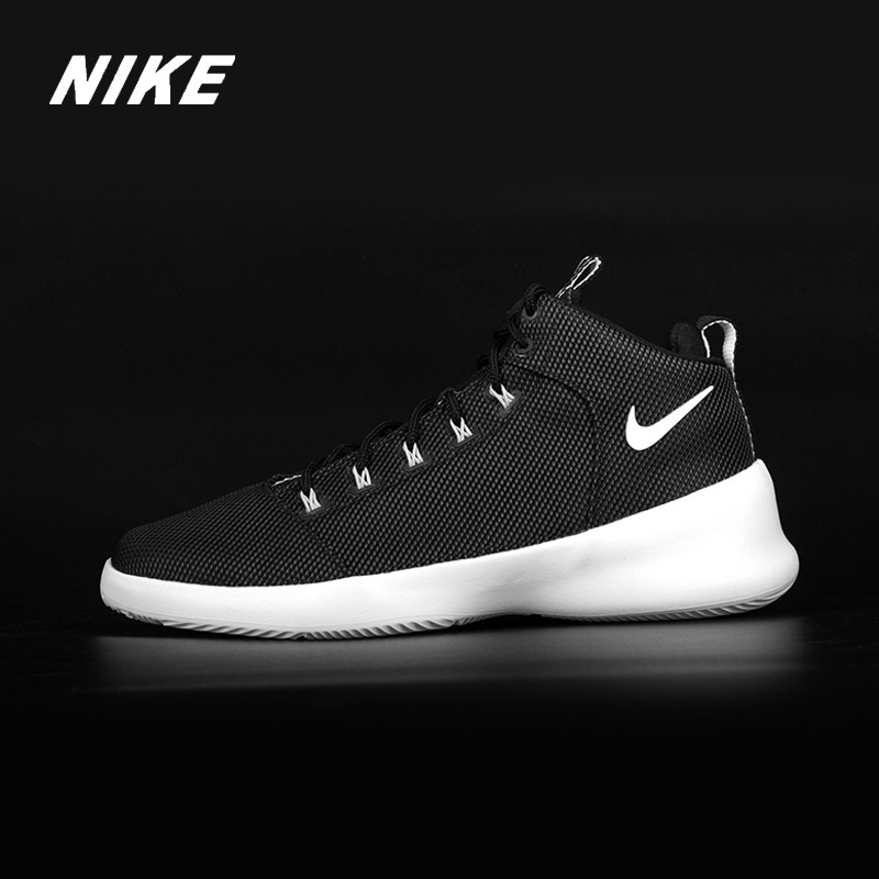 Nike/耐克正品 春季新款男子黑白舒适小赵云运动休闲鞋 759996