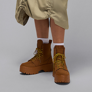 281 女士支撑高帮缓震柔软坚固透气运动靴IO8742 Nike 耐克正品