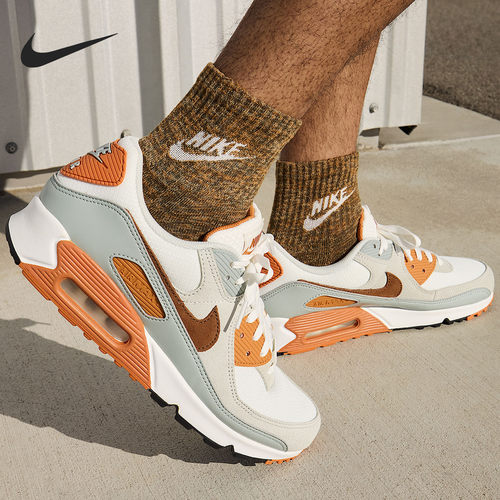 Nike/耐克正品Air Max 90男士运动训练气垫耐磨跑步鞋FN6958-100