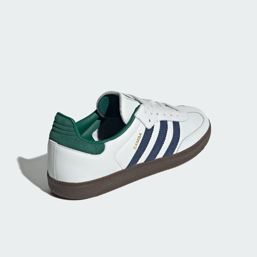 系带板鞋低帮（帮高小于10cm)