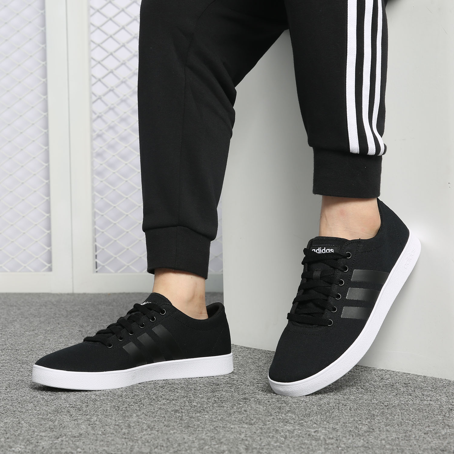 Adidas/阿迪达斯正品 NEO 男子当季新款 运动休闲板鞋 BB7209