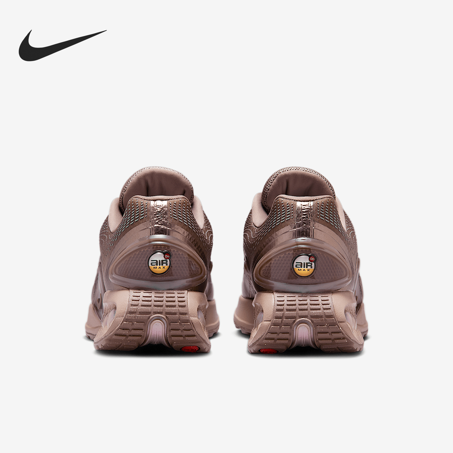 耐克女士缓震回弹厚底休闲运动鞋