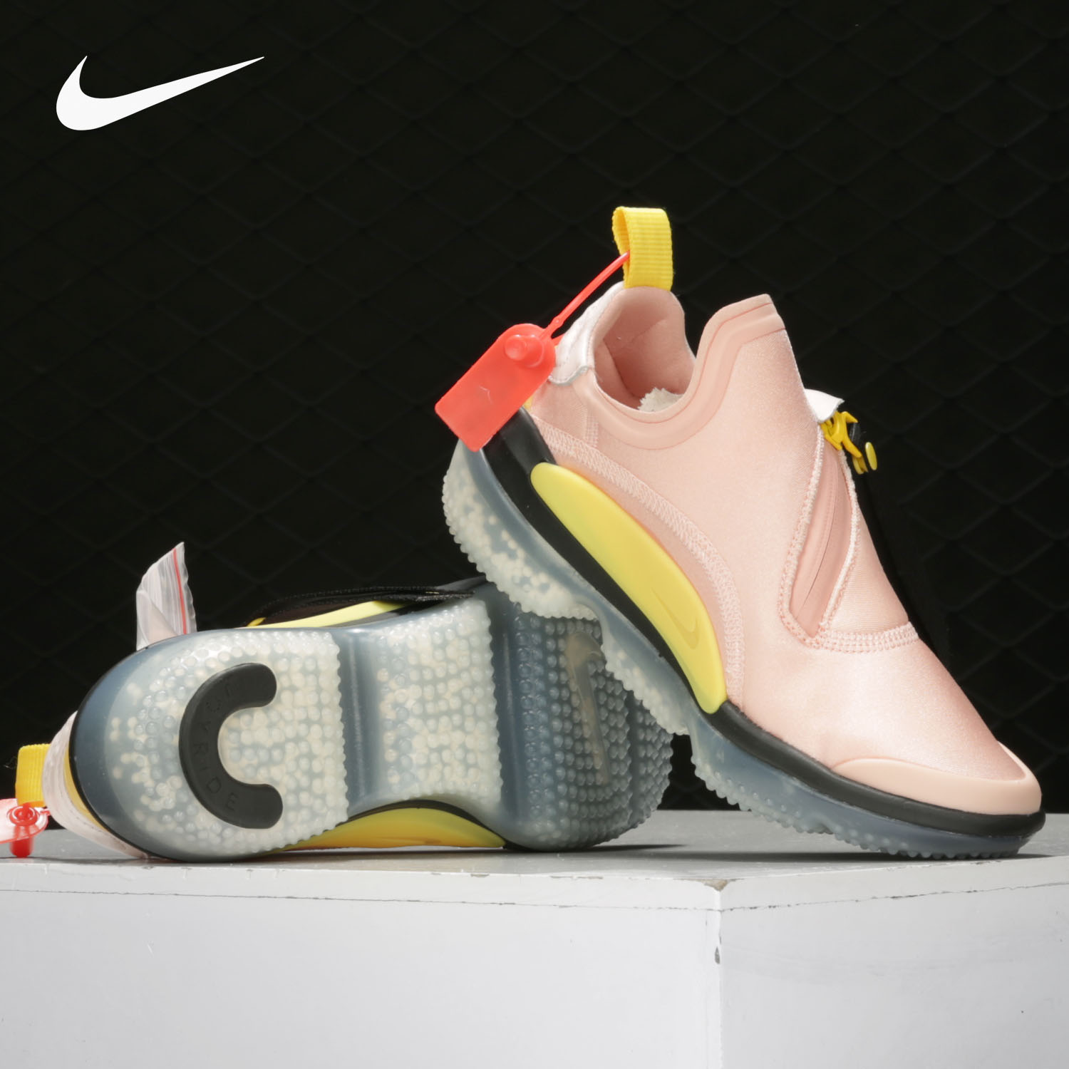 耐克女子舒适运动休闲跑步鞋