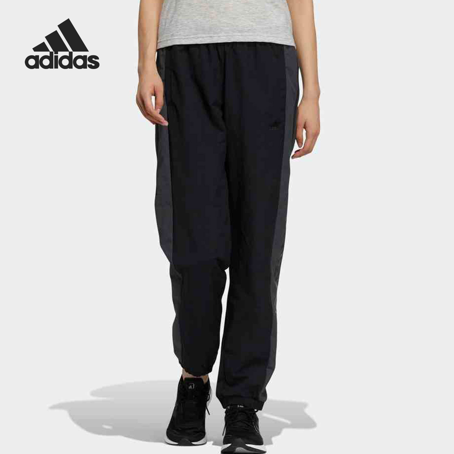 阿迪达斯宽松透气运动长裤