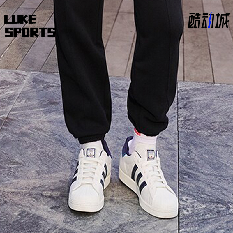 Adidas/阿迪达斯正品三叶草FEIFEI 女士休闲运动板鞋ID1139