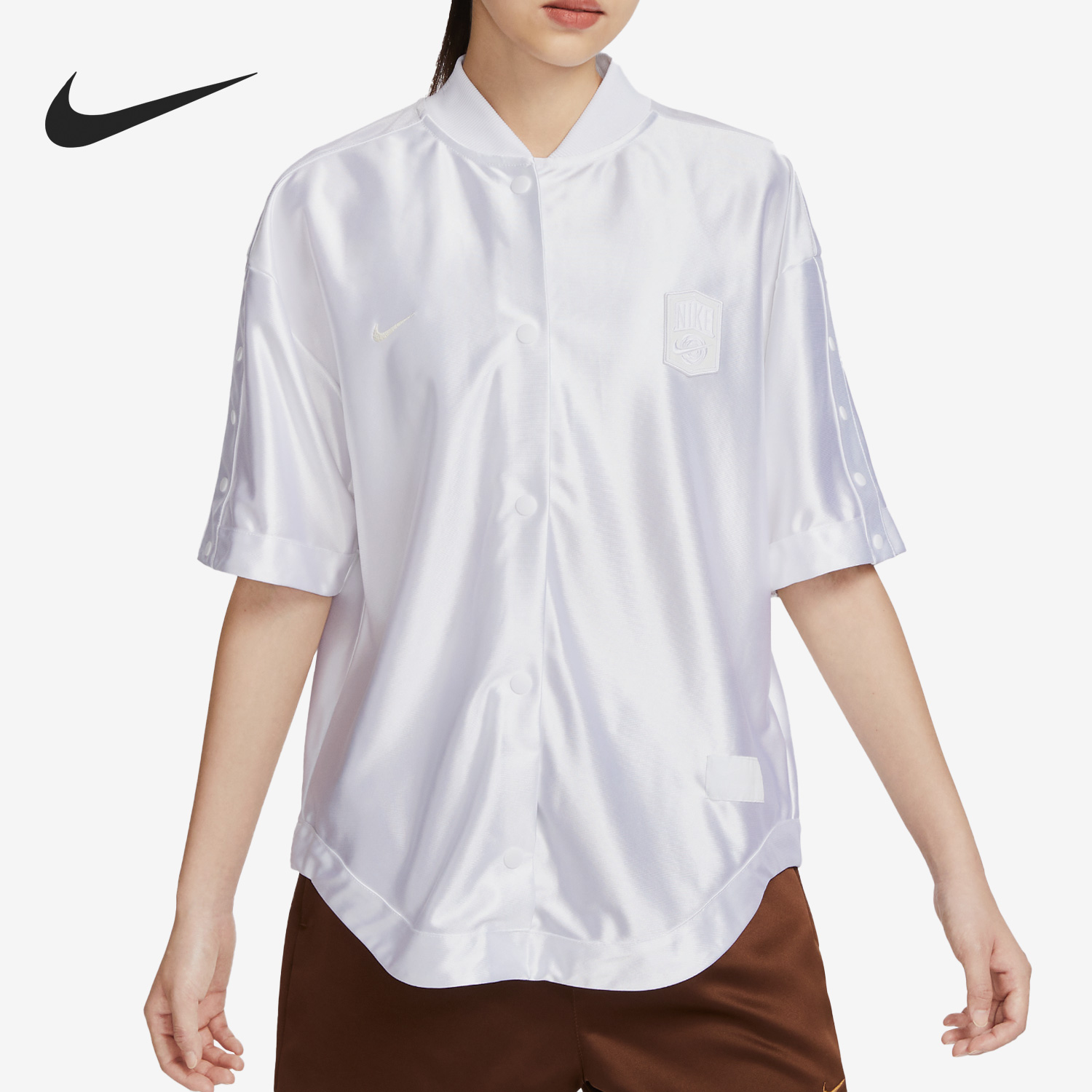 Nike/耐克正品2023新款女子缎面排扣运动衬衫短袖FQ0700-100
