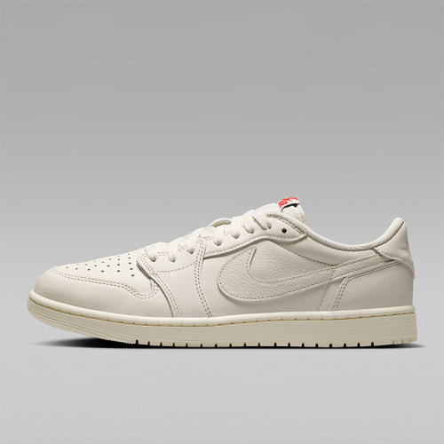 Nike/耐克正品Air Jordan 1时尚潮流运动休闲板鞋HQ6998-100