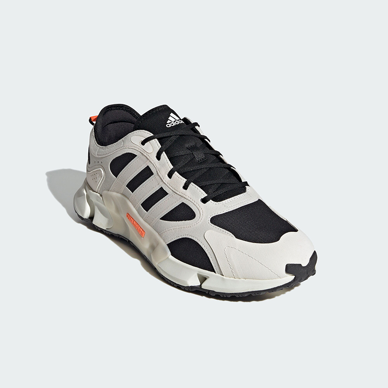 阿迪达斯正品男女通用跑步鞋