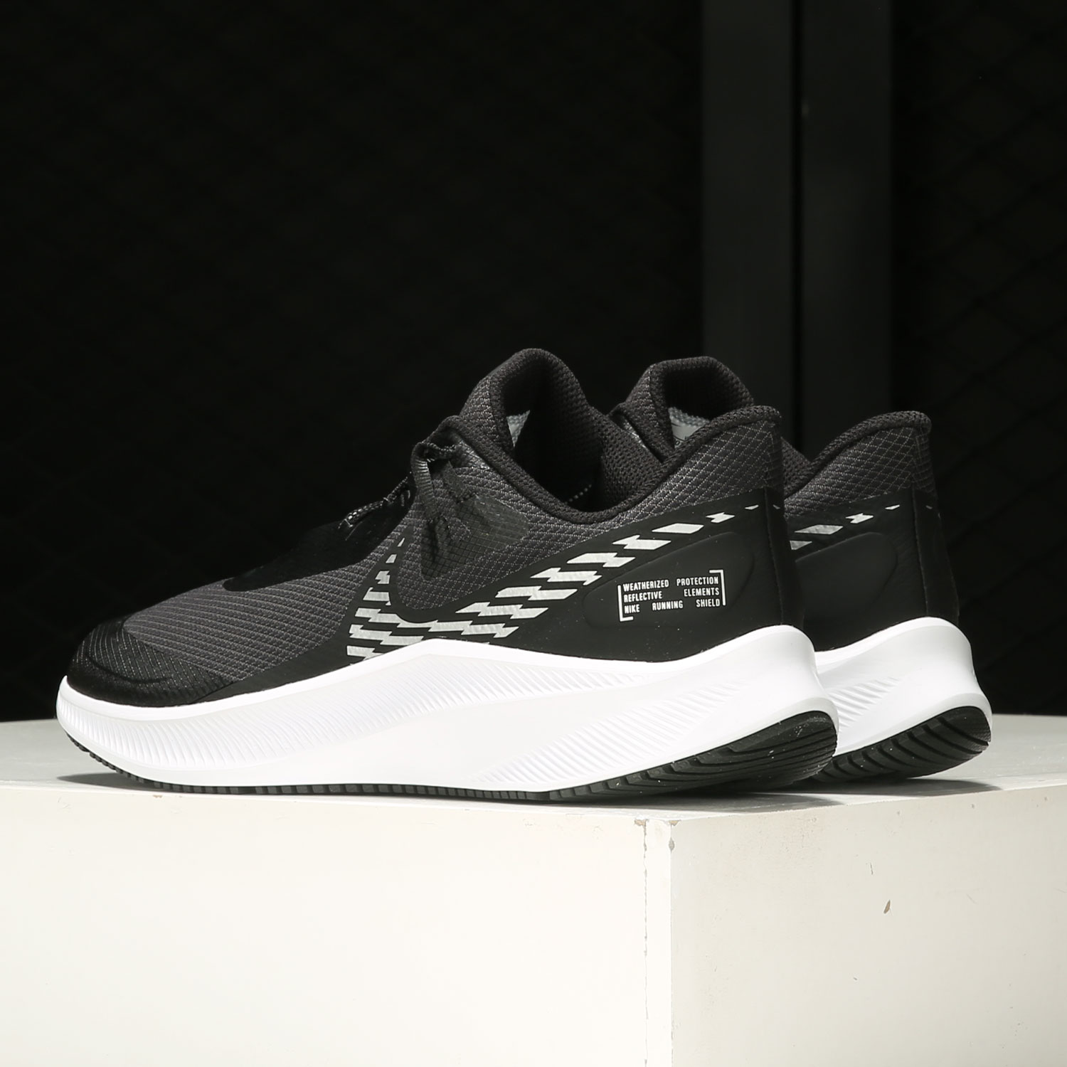 Nike/耐克男子低帮跑步鞋