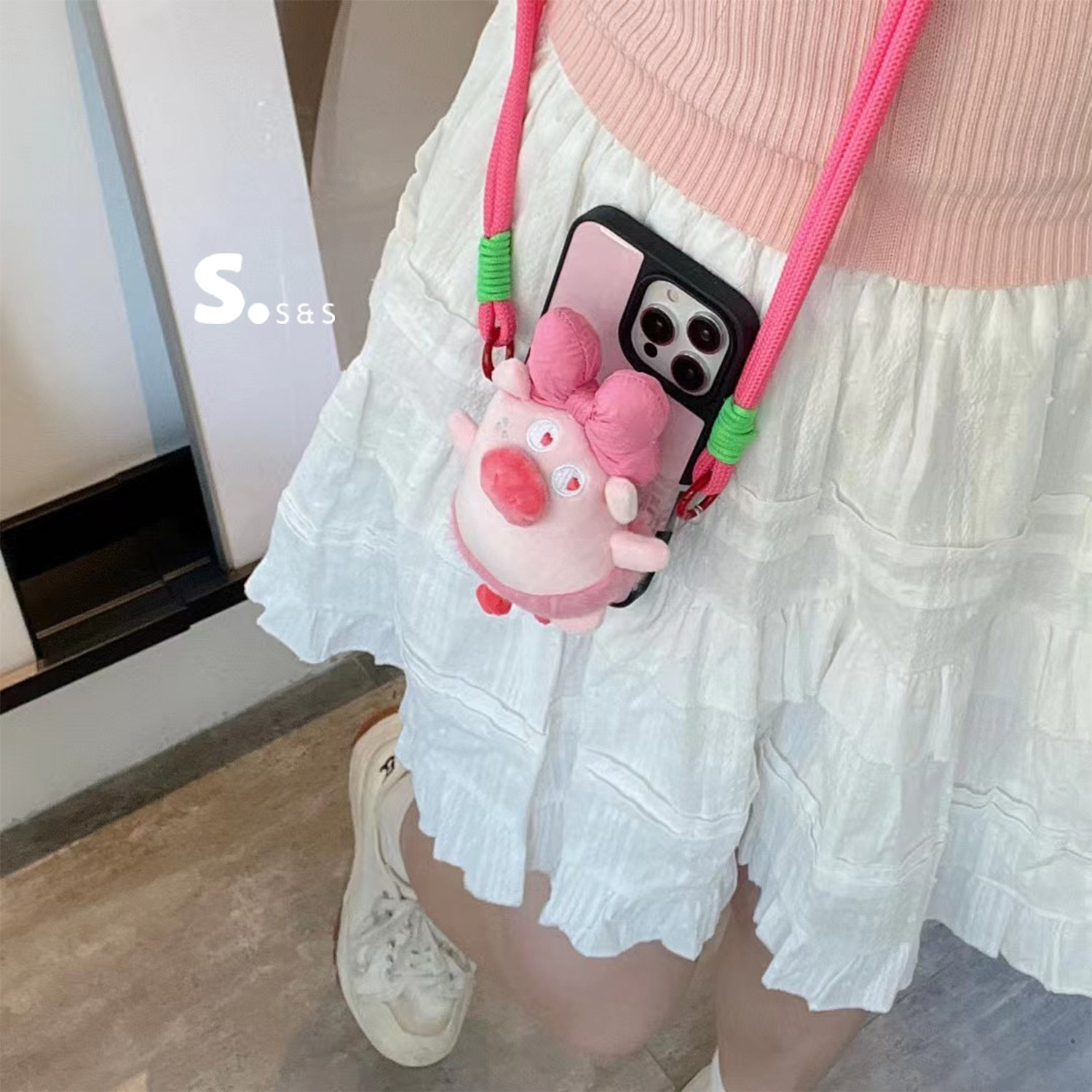 可爱小猪手机背夹斜挎挂绳手机链