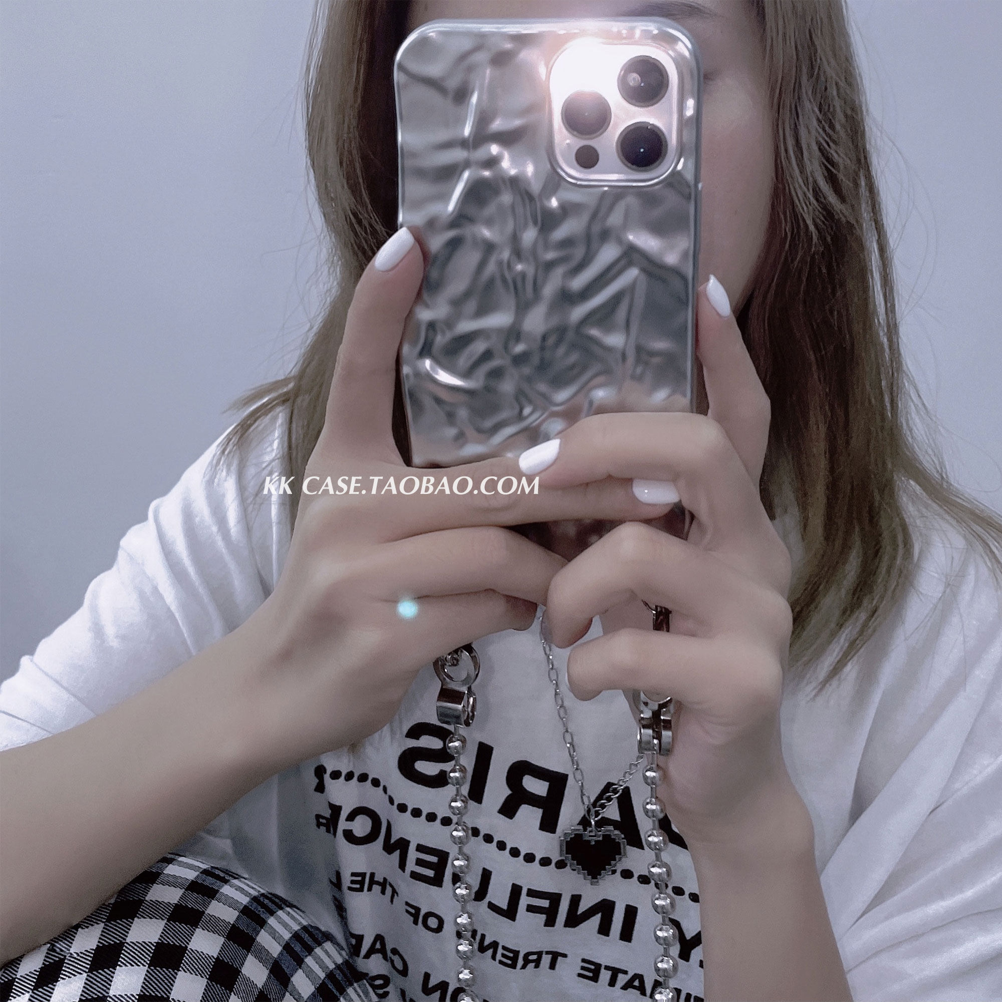 iphone15小众冷淡风亮面14简约轻奢新款17promax手机壳适用16苹果12适用华为13高级感斜挎挂绳挂链银色保护套