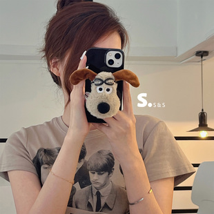 iphone15pro16韩国可爱掌门狗14max毛绒支架手机壳13苹果12适用软壳简约高级感新款卡通女17小众防摔保护套11