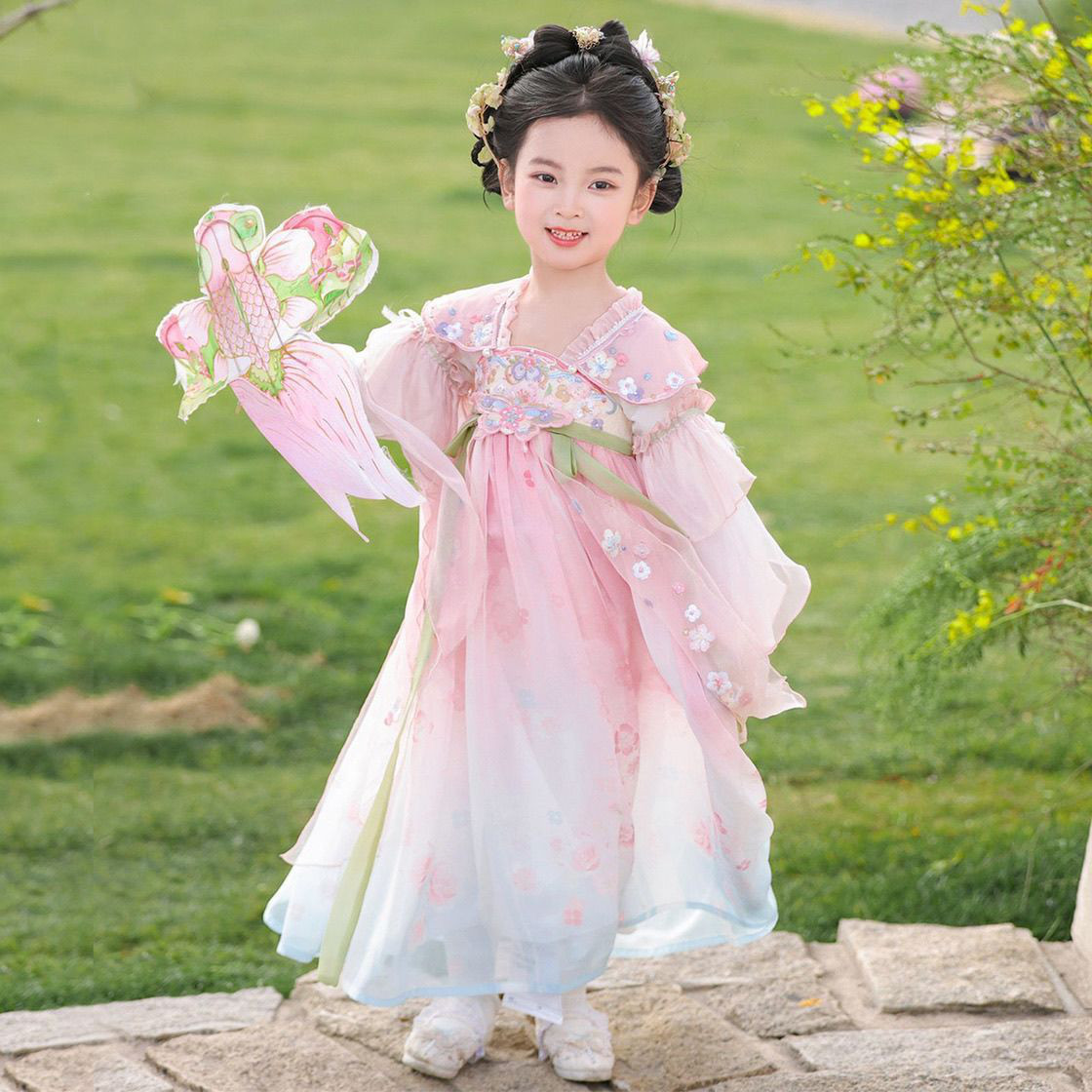 2026新款女童春款汉服超仙长袖图片