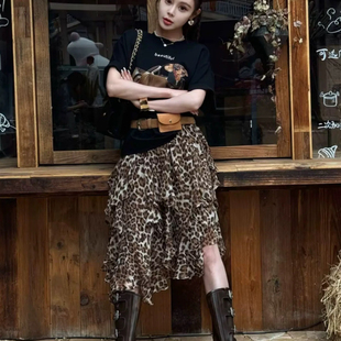 两件套 甜甜轻奢袖 配腰带腰包 不规则半身裙套装 34129 T恤